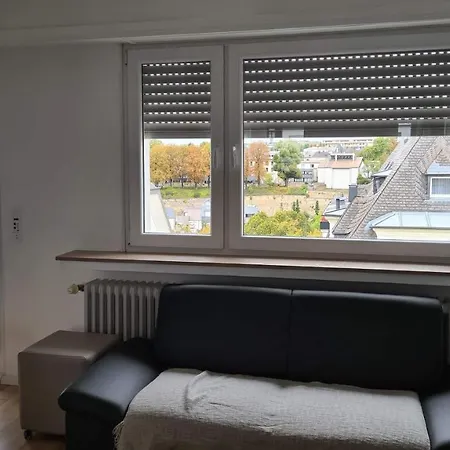 Top Floor City Studio With A Great View Apartment *